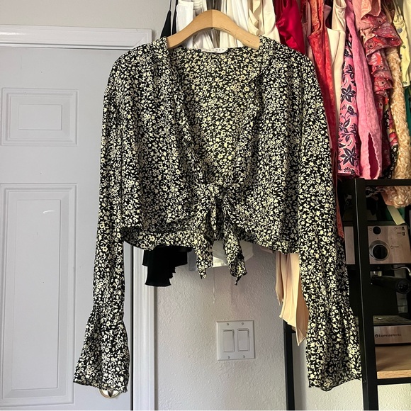 SANDRO PARIS black yellow cream floral viscose long bell tie front cropped top - Picture 1 of 9